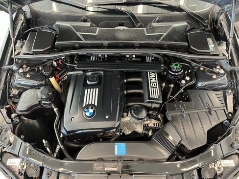 Used 2011 BMW 328i xDrive Sedan AWD/4WD image 37