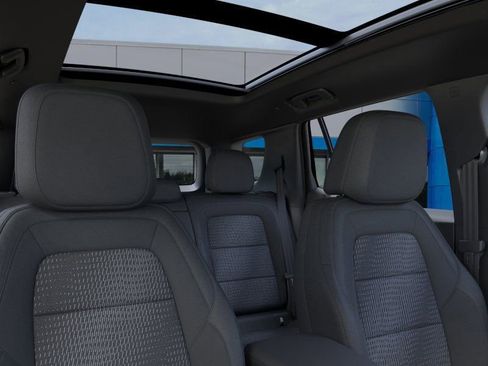 New 2026 Chevrolet Equinox LT w/ Midnight Edition AWD/4WD image 24
