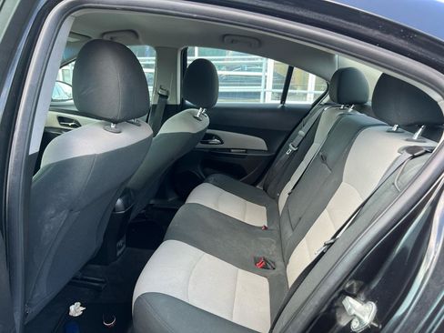 Used 2012 Chevrolet Cruze LS w/ Connectivity Package FWD image 11