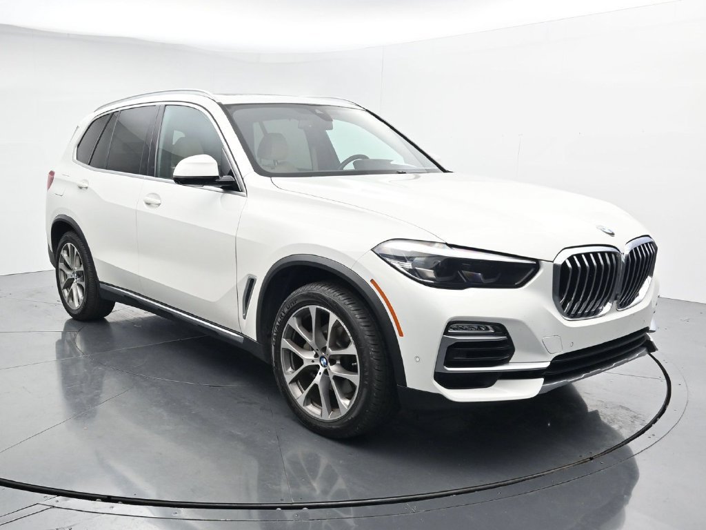 Used 2020 BMW X5 xDrive40i w/ Premium Package AWD/4WD image 2