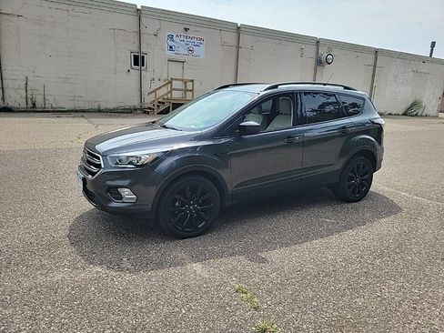 Used 2018 Ford Escape SEL w/ Ford Safe & Smart Package FWD image 25