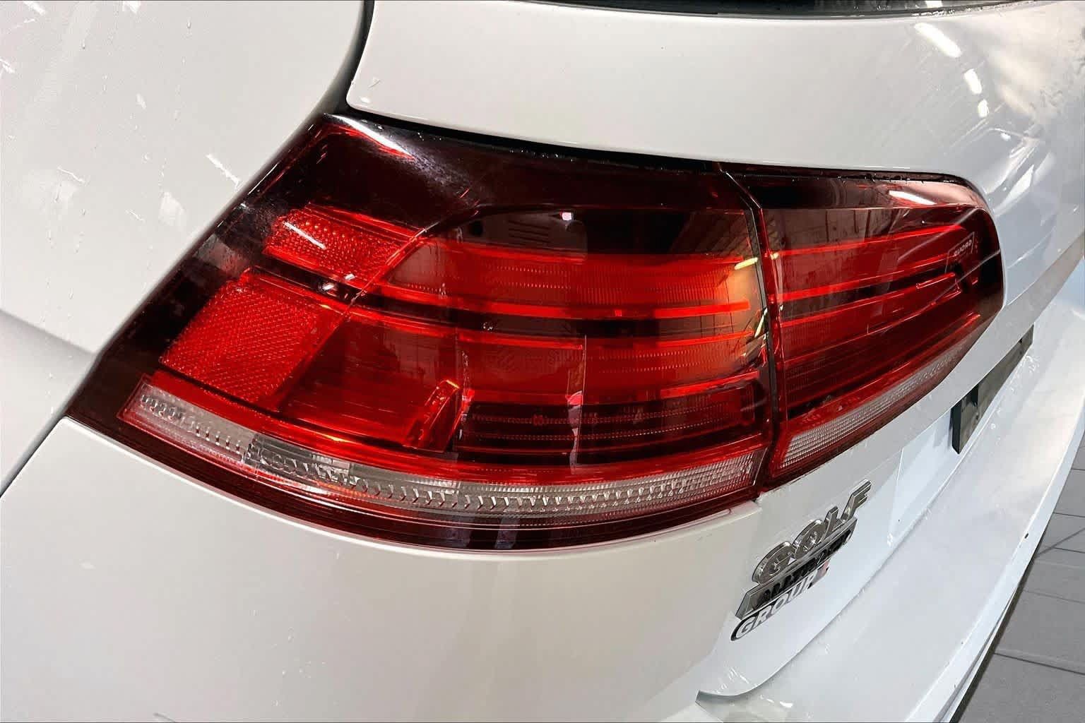 Used 2019 Volkswagen Golf Alltrack S AWD/4WD image 26