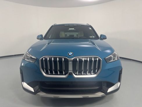 Certified 2025 BMW X1 xDrive28i w/ Premium Package AWD/4WD image 3