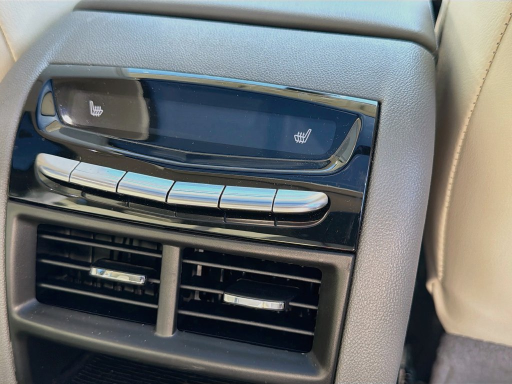 Used 2025 Cadillac XT5 Premium Luxury FWD image 26