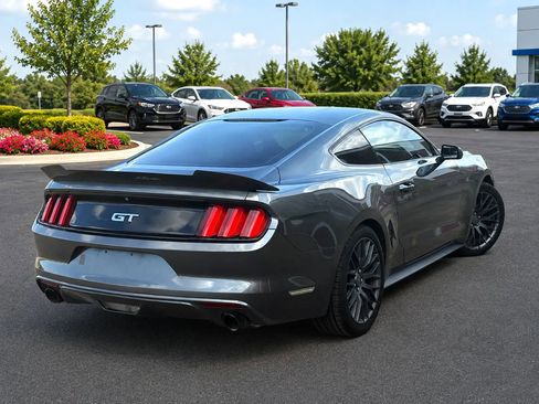Used 2016 Ford Mustang GT RWD image 5