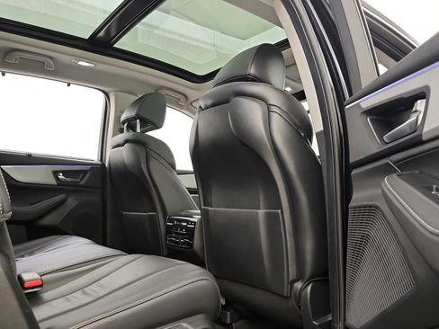Used 2024 Acura MDX SH-AWD w/ Technology Package image 33