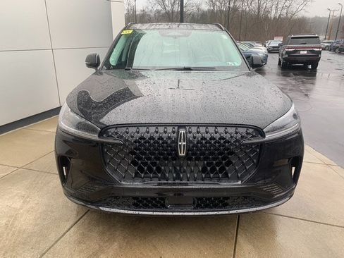 New 2026 Lincoln Aviator AWD w/ Jet Appearance Package image 10
