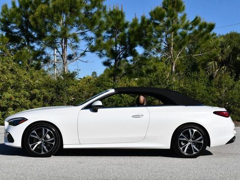 Used 2024 Mercedes-Benz CLE 300 4MATIC Cabriolet image 31