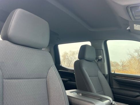 Used 2022 GMC Sierra 1500 SLE image 13