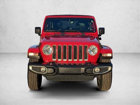 Used 2021 Jeep Wrangler Unlimited Sahara image 2