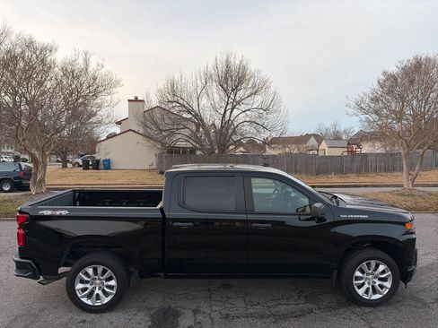 Used 2021 Chevrolet Silverado 1500 Custom image 7