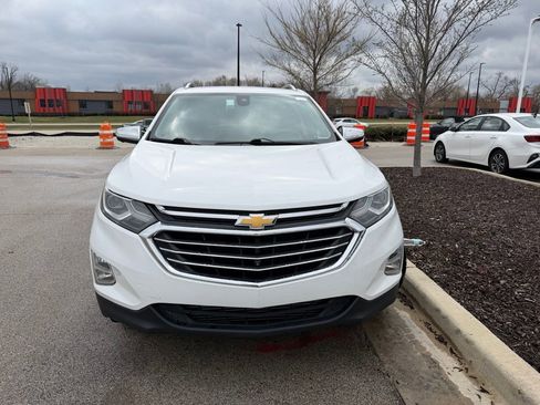 Used 2020 Chevrolet Equinox Premier image 3