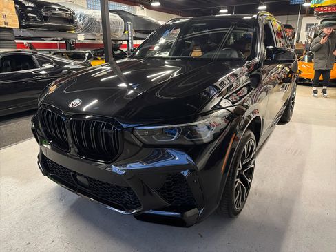 Used 2022 BMW X5 M Competition w/ Competition Package 2 image 10