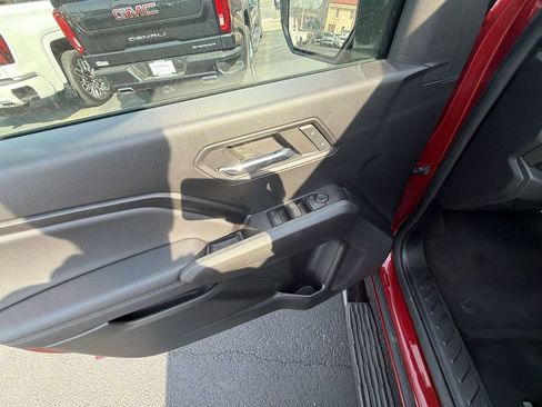 Used 2023 Chevrolet Colorado LT w/ LT Convenience Package II image 19