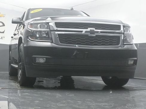 Used 2020 Chevrolet Tahoe LT w/ Luxury Package AWD/4WD image 3