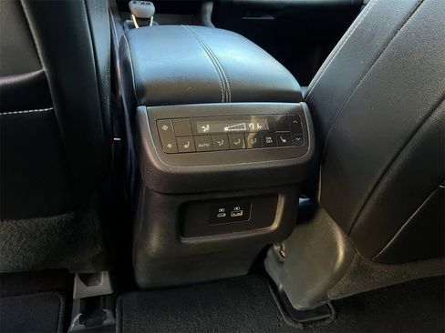 Certified 2022 Nissan Pathfinder SL w/ SL Premium Package image 26