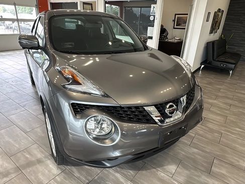Used 2016 Nissan Juke SL AWD/4WD image 2