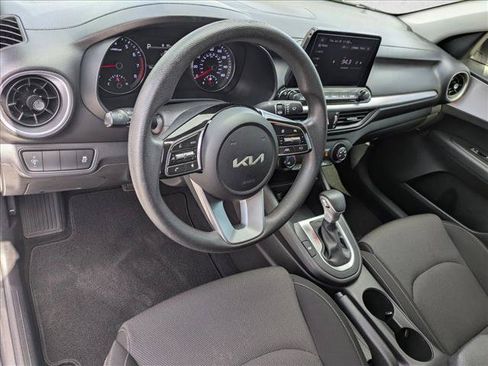 Used 2023 Kia Forte LXS FWD image 10