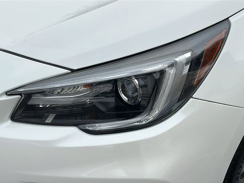 Used 2019 Subaru Outback 3.6R Limited image 8