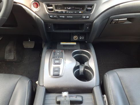 Certified 2023 Honda Passport EX-L image 18