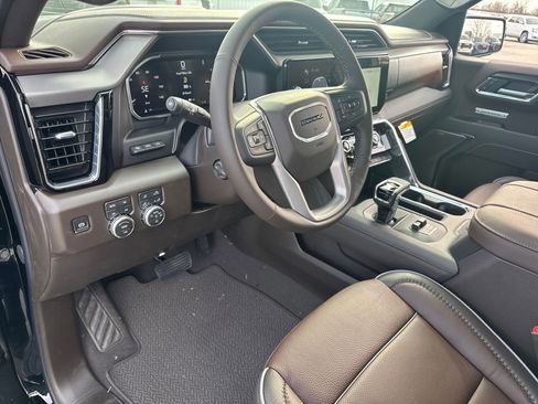 New 2026 GMC Sierra 1500 Denali w/ Denali Reserve Package image 18