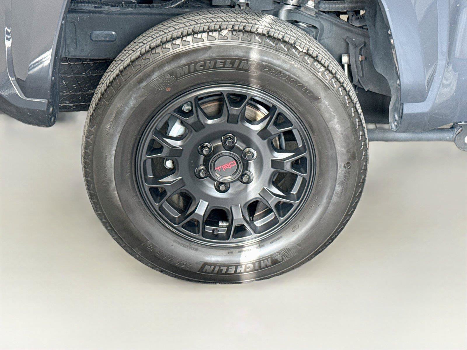 Used 2024 Toyota Tacoma TRD Sport w/ TRD Sport Upgrade Package RWD image 37