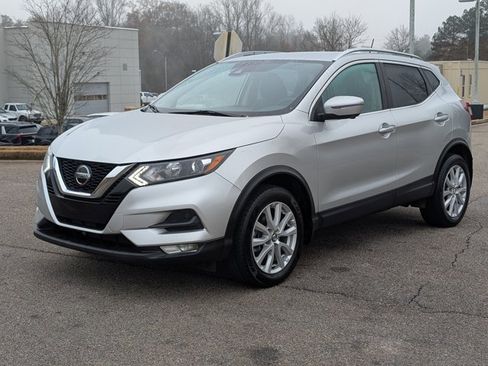 Used 2022 Nissan Rogue Sport SV w/ Technology Package image 1