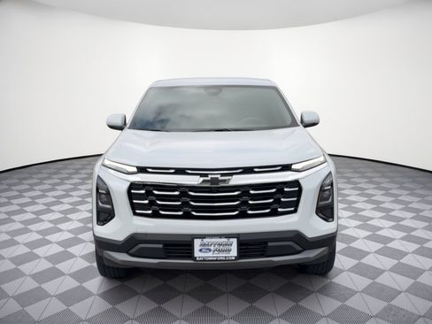 Used 2026 Chevrolet Equinox LT FWD image 6