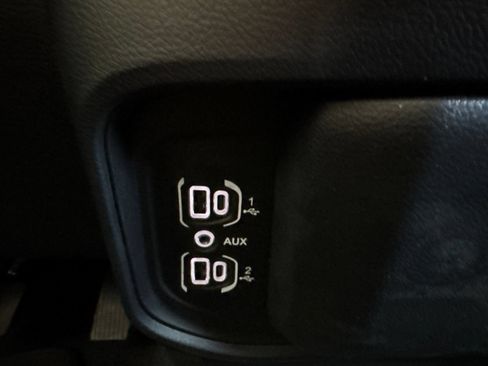 New 2026 RAM 1500 Express RWD image 23