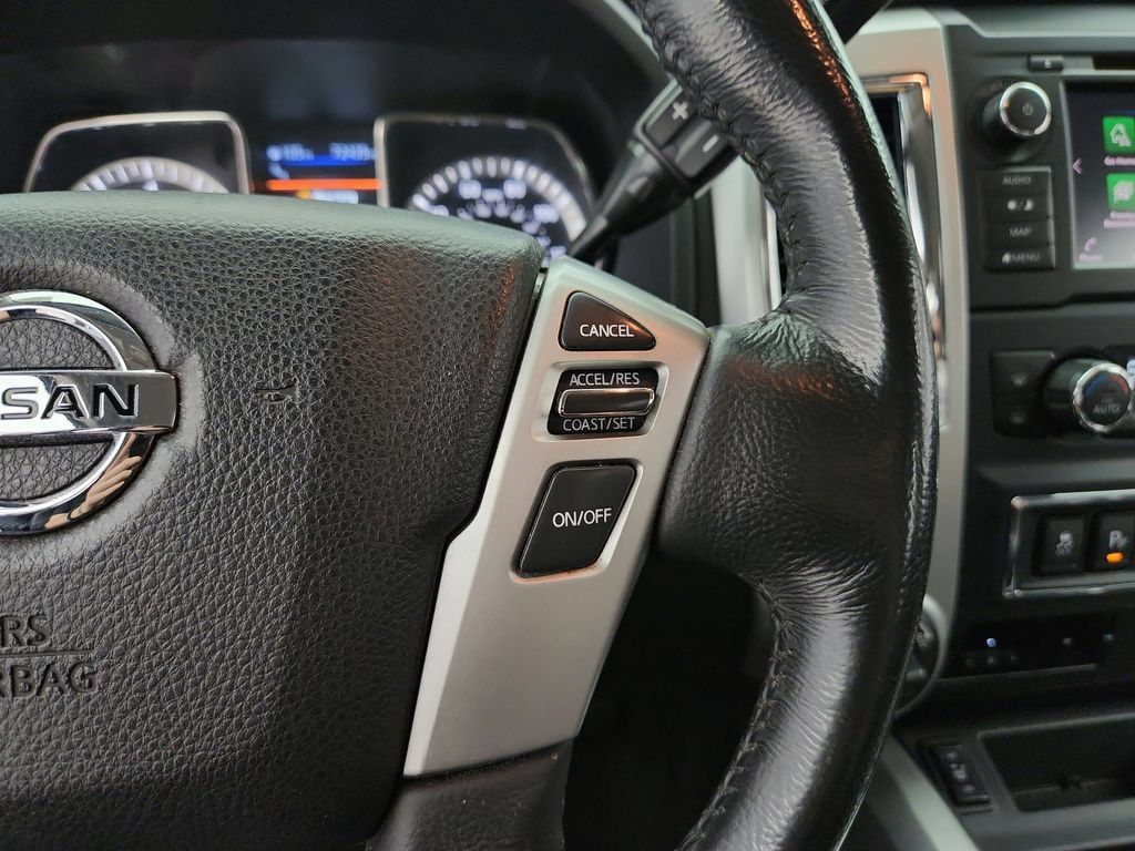 Used 2019 Nissan Titan SV w/ SV Convenience Package AWD/4WD image 21