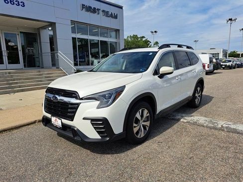 Certified 2025 Subaru Ascent Premium AWD/4WD image 2