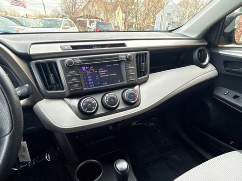 Used 2013 Toyota RAV4 LE image 24