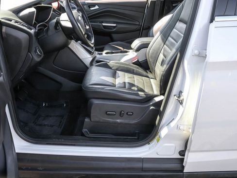 Used 2014 Ford C-MAX SEL w/ Equipment Group 303A image 18