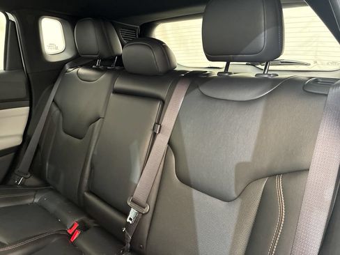 Used 2023 Jeep Compass Limited AWD/4WD image 11