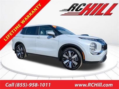 New 2025 Mitsubishi Outlander SE