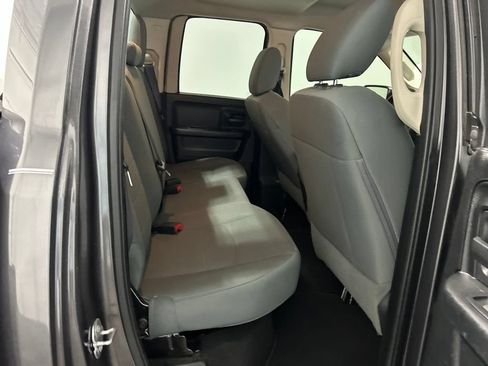 Used 2017 RAM 1500 Express AWD/4WD image 18
