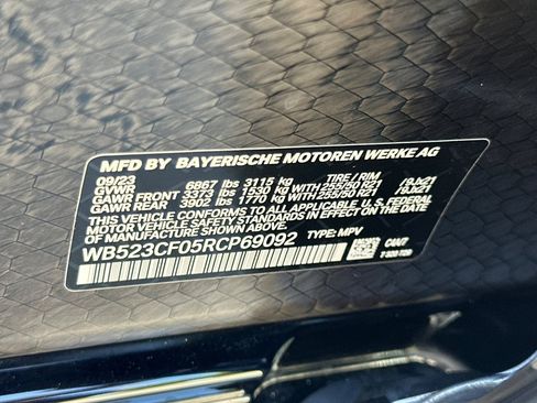 Used 2024 BMW iX xDrive50 w/ Sport Package AWD/4WD image 41