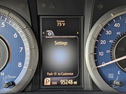 Used 2015 Toyota Sienna Limited image 11