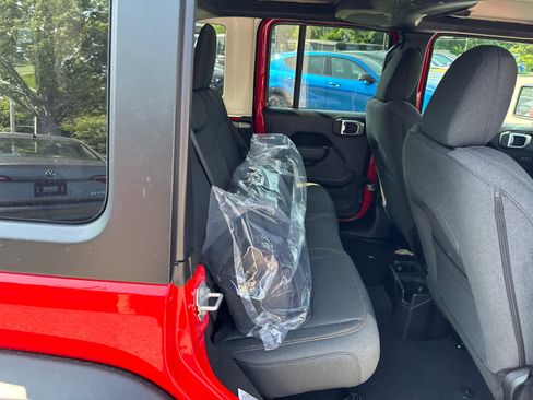 New 2025 Jeep Wrangler Sport w/ Convenience Group image 28