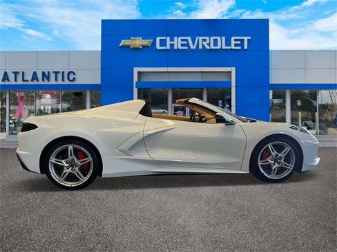 Used 2025 Chevrolet Corvette Stingray Premium Conv w/ Battery Protection Package image 6