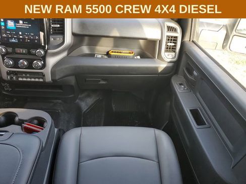 New 2025 RAM 5500 Tradesman AWD/4WD image 44