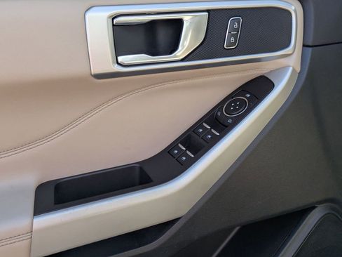 Used 2024 Ford Explorer XLT w/ Equipment Group 202A image 16