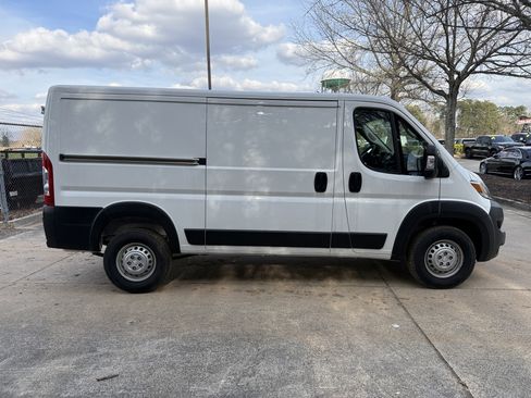 Used 2024 RAM ProMaster 1500 w/ Convenience Group image 8