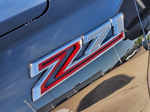 Used 2024 Chevrolet Silverado 1500 LTZ w/ LTZ Convenience Package II AWD/4WD image 9