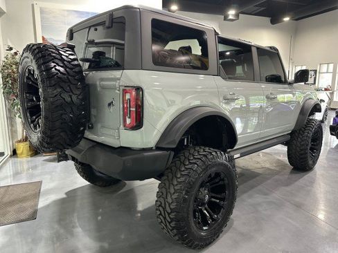 Used 2022 Ford Bronco Outer Banks w/ Sasquatch Package AWD/4WD image 48