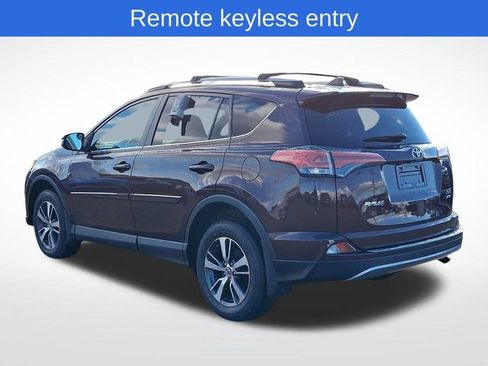 Used 2018 Toyota RAV4 XLE image 4