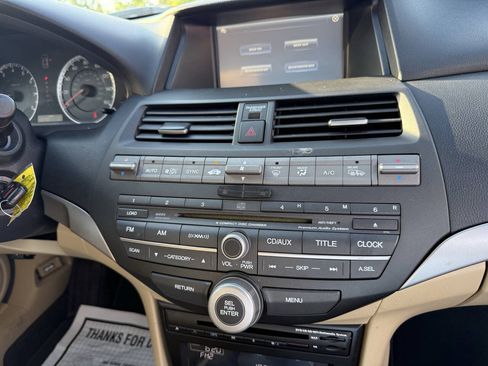 Used 2011 Honda Accord EX-L image 23