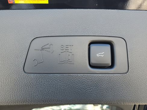 New 2026 Lincoln Corsair Reserve image 31