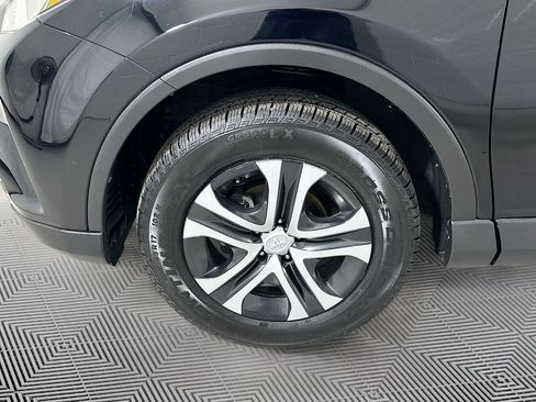 Used 2018 Toyota RAV4 LE w/ All Weather Liner Package AWD/4WD image 25