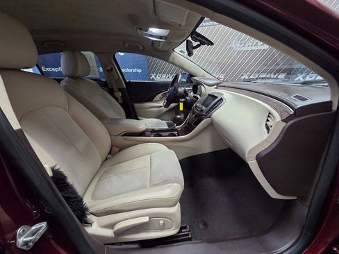 Used 2016 Buick LaCrosse FWD image 26